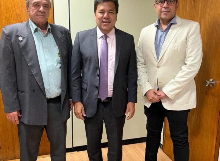 Mendonça recebe apoio de Evandro Valadares, prefeito de São José do Egito e reforça compromisso com a cidade e região